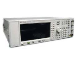 E4421A HP Signal Generator.jpg